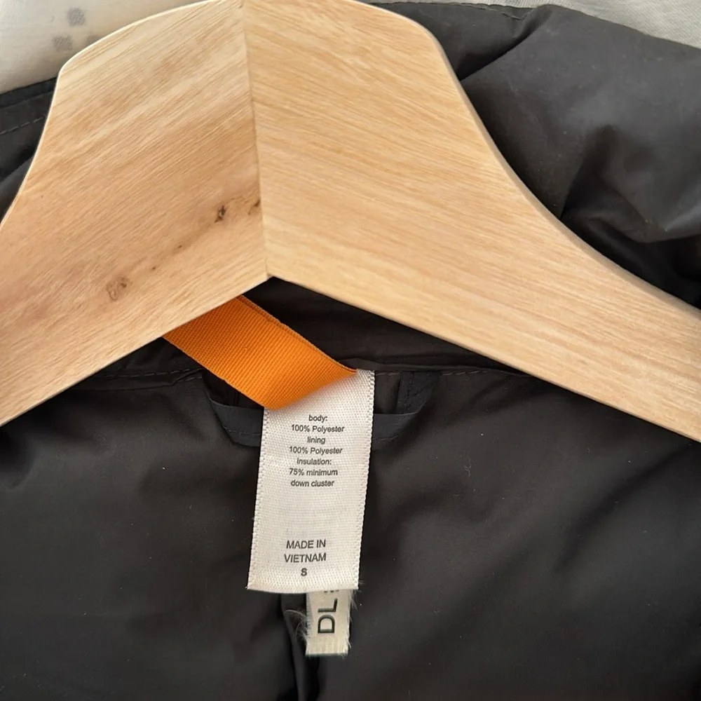 Lucy Black Down Puffer Vest Size Small - Picture 4 of 4